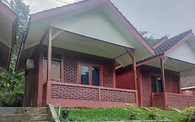 Villa Kampoeng City Wonosalam RedPartner